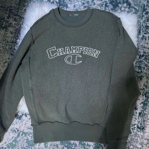 Champion Pullover